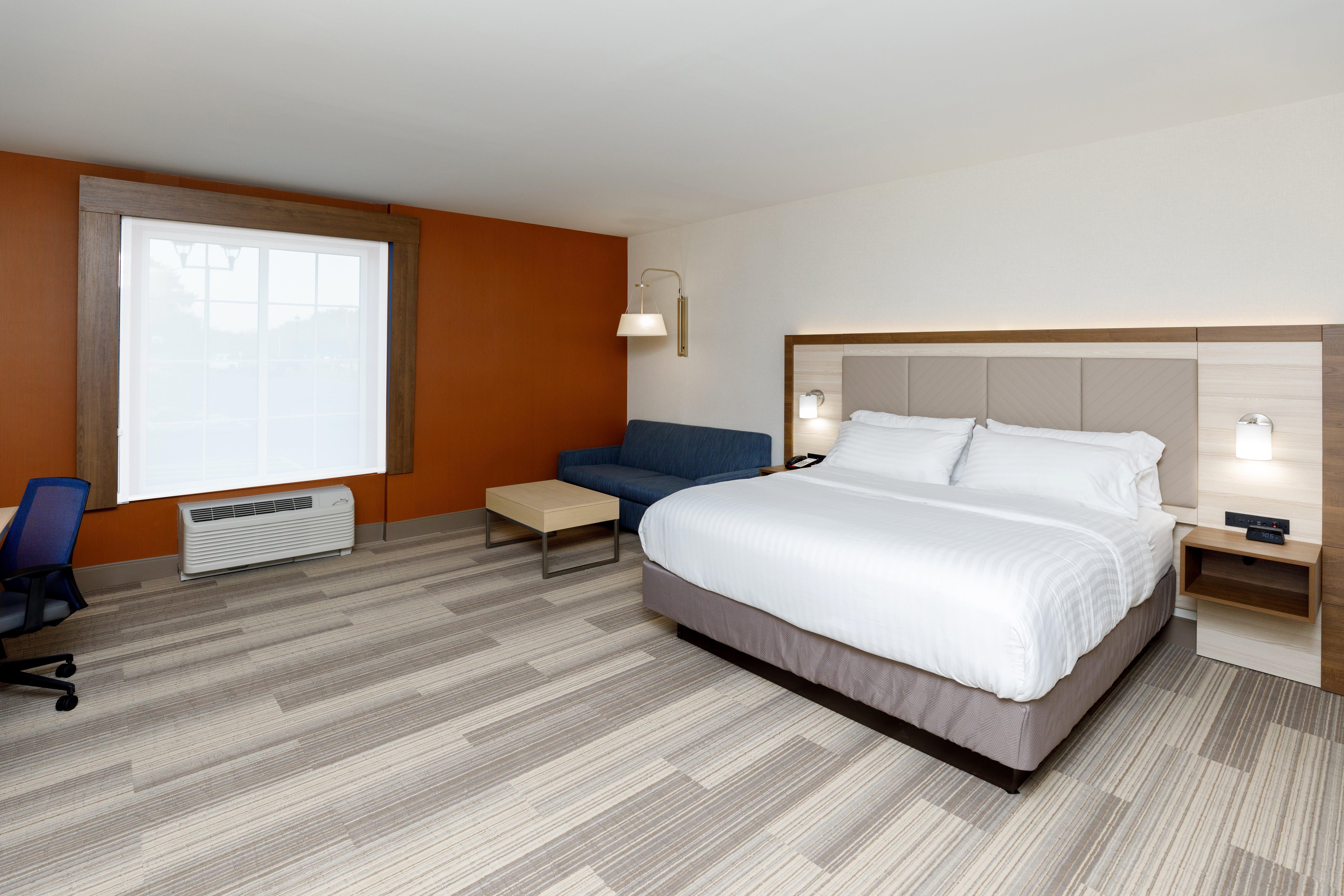 Holiday Inn Express & Suites - Sturbridge By Ihg Esterno foto