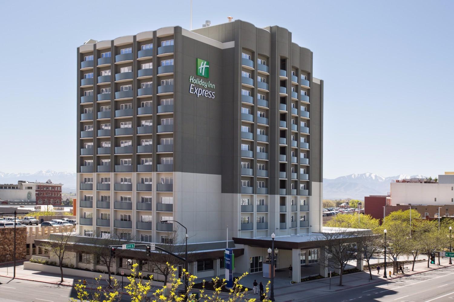 Holiday Inn Express & Suites - Sturbridge By Ihg Esterno foto