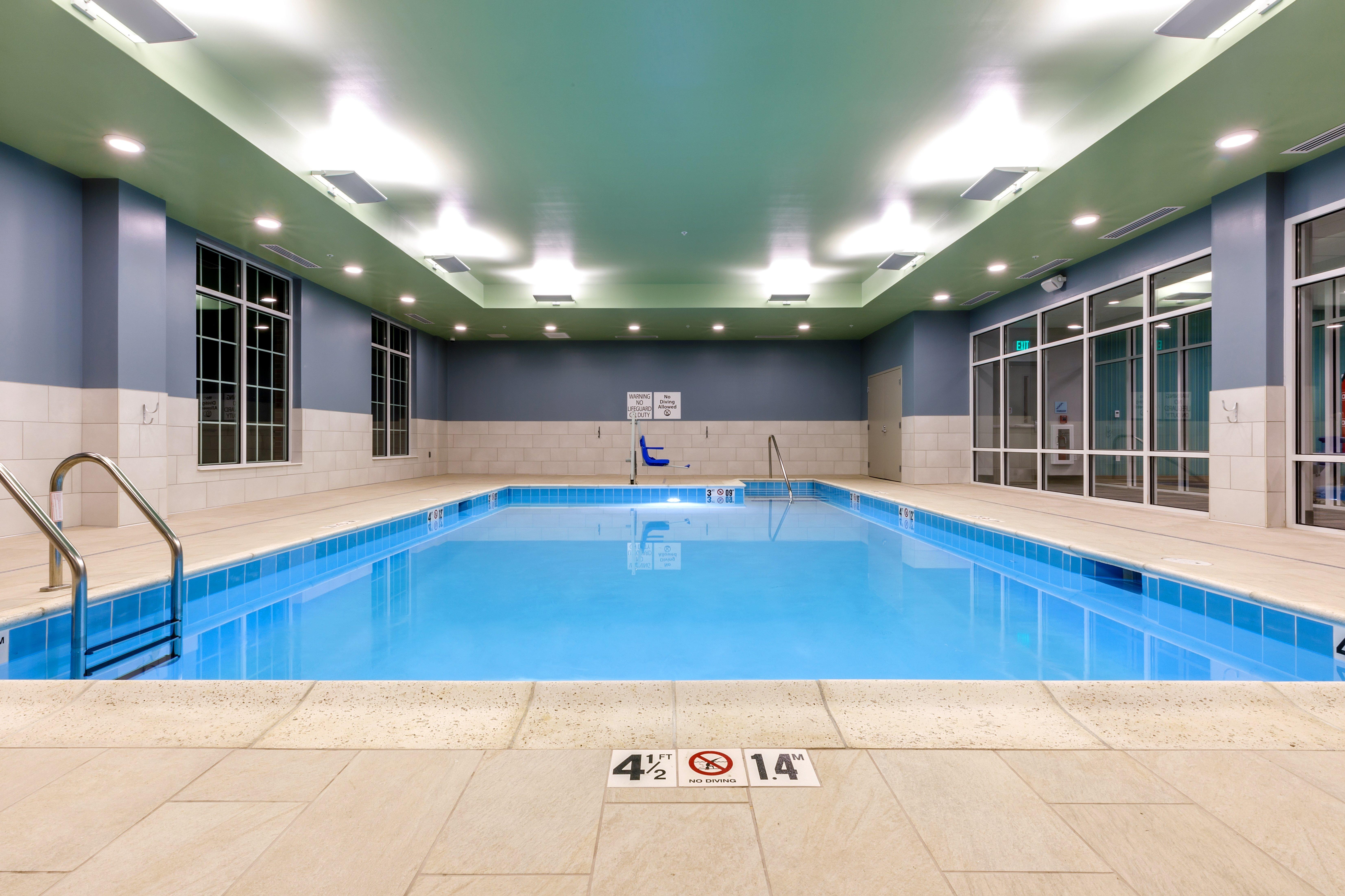 Holiday Inn Express & Suites - Sturbridge By Ihg Esterno foto
